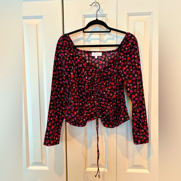 NWOT - Love & Piece Top.  Size Large - Picture 2 of 13